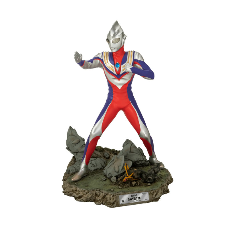 Ultraman Tiga Master Craft Table Top Statue