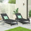 2 chaises longues, pour les couples, les familles ou les invités-1022417637