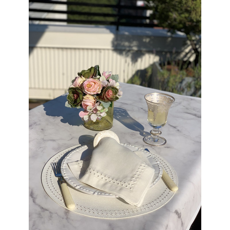 Pearls Vinyl Round Placemats, Navy/White
