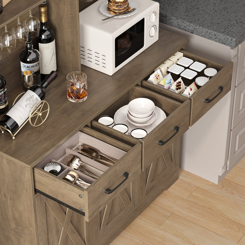 Garde-manger 60 po avec 3 tiroirs, Noyer