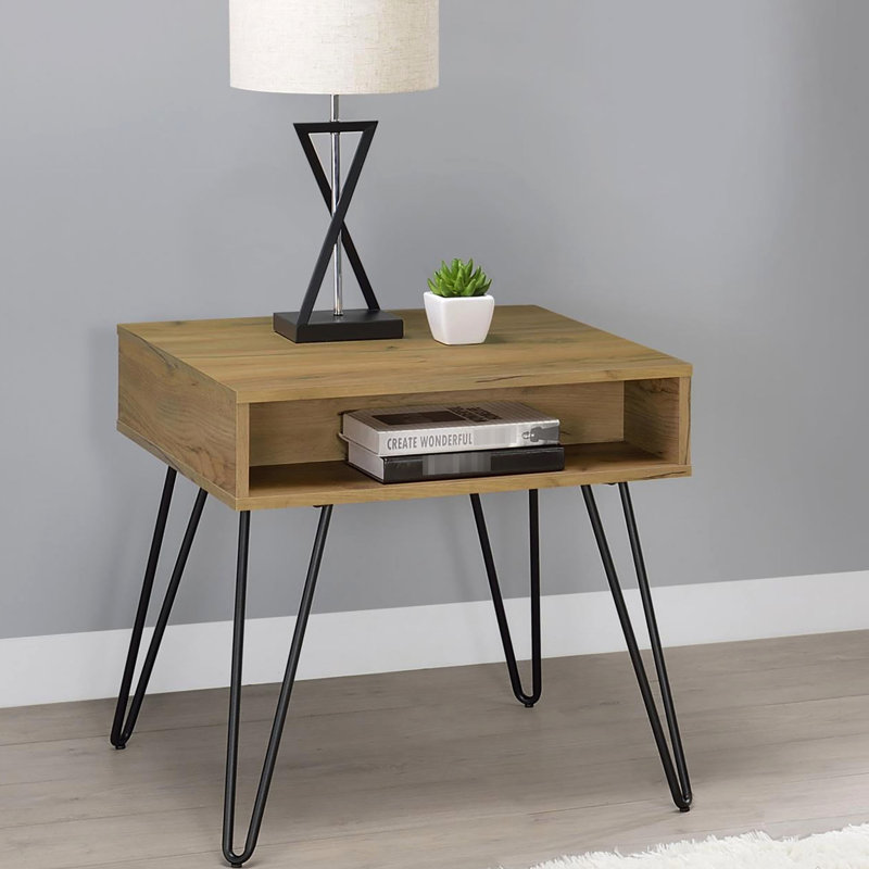 Table de bout carrée en chêne doré et noir avec panneau de particules et rangement en bois de style Mid-Century moderne