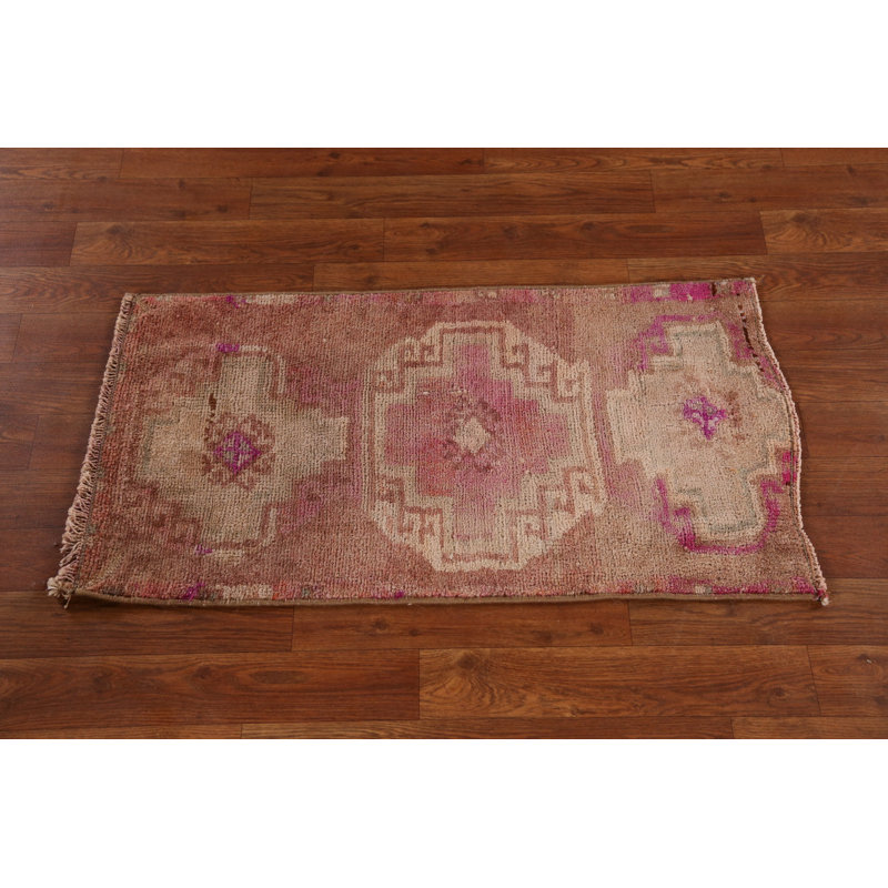 Tapis oriental tribal en laine Anatolian
