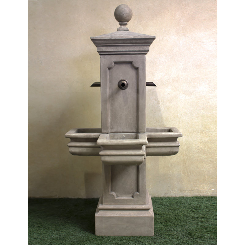 Columnaris Fountain