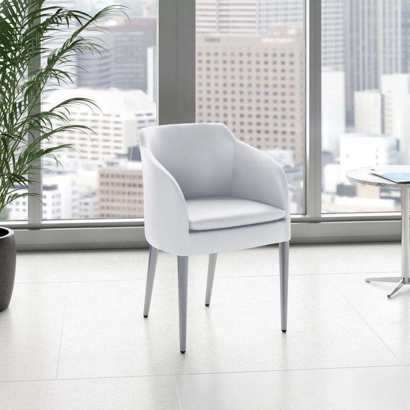 Chaise de réception l 22 po Aidric, Blanc