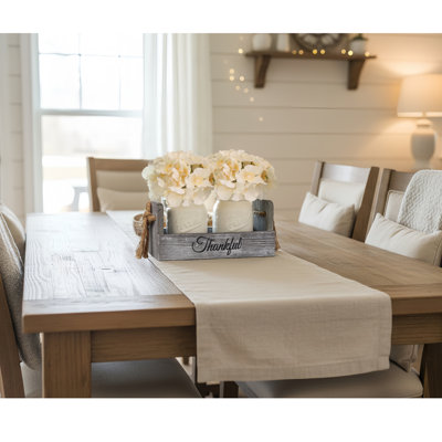 Centre de table Coon Mason avec hortensias jaunes et plateau de table