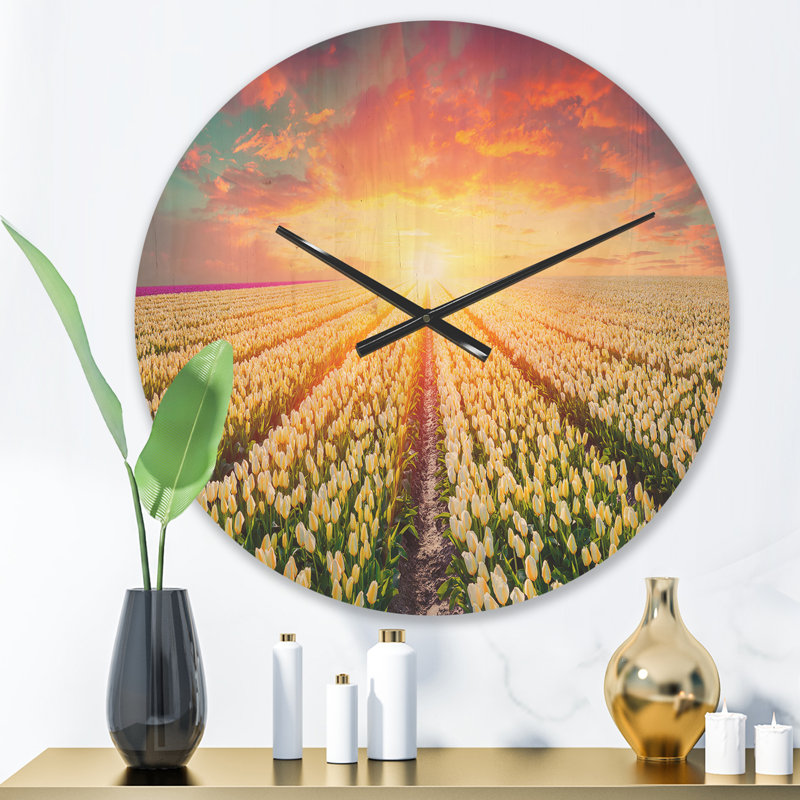 Horloge murale Blooming White Tulips, Moyen