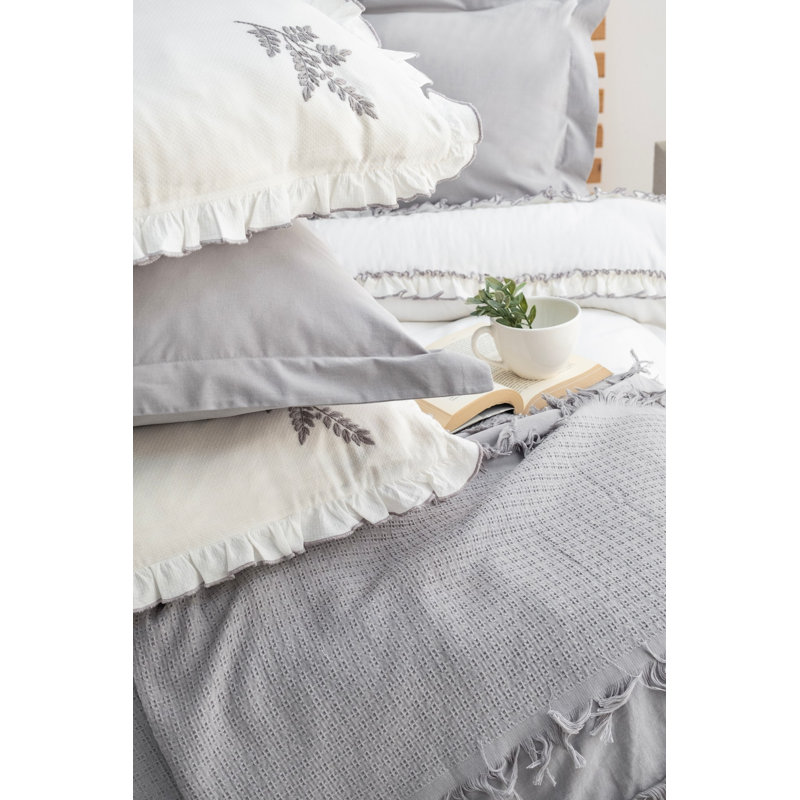 Luxurious 100% Cotton Double Bedspread Set, Grey | Includes 2 Pillowcases (19.7 x 27.6 in), Oxford Pillowcases (19.7 x 27.6 + 2 in), Bed Cover (94.5 x 102.4 in), Quilt Cover (78.7 x 86.6 in) | Jacquard Design, Machine Washable, Soft & Durable