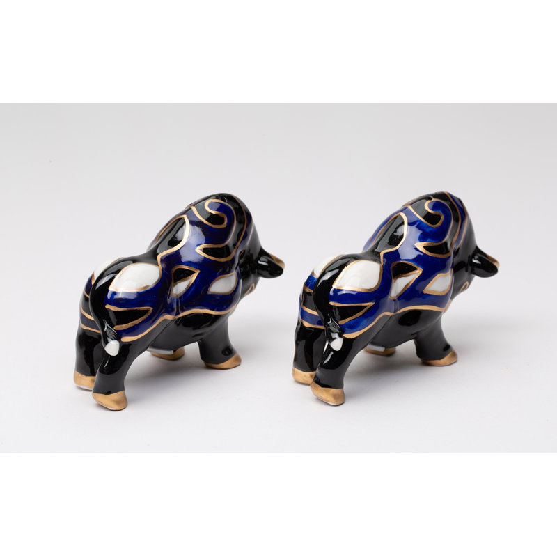 Cosmos Gifts Bull Salt and Pepper Shaker Set