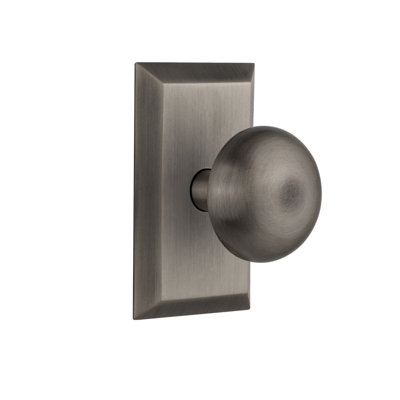 Studio Plate with New York Door Knob