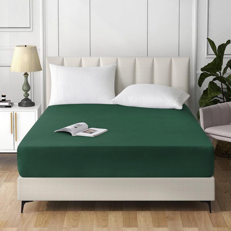 Extra Deep Pocket Microfiber Solid Fitted Sheet, King, Green