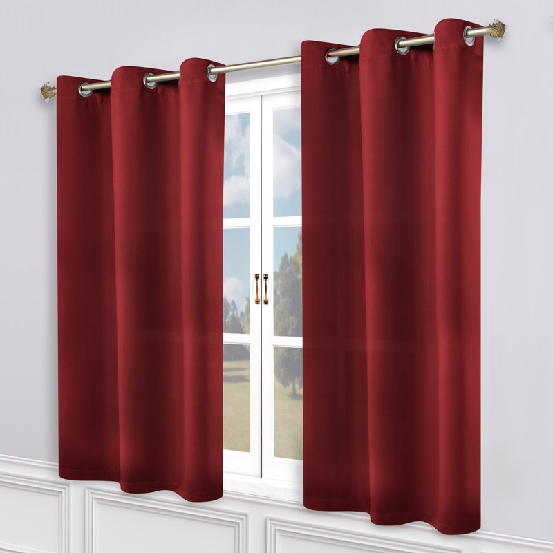 Paire de rideaux obscurcissant avec œillets Millendon, Sangria, L 46 po x L 63 po