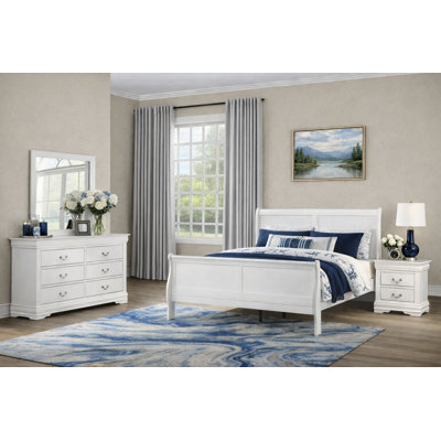 Ensemble de chambre à coucher classique avec traîneau au fini blanc