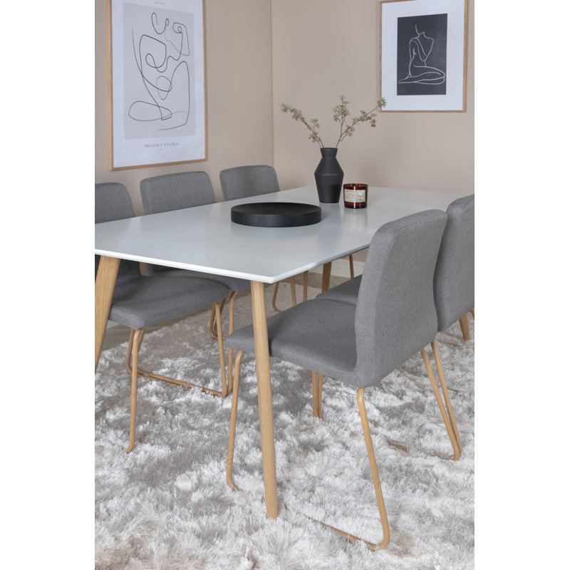 Braun 6 - Person Dining Set