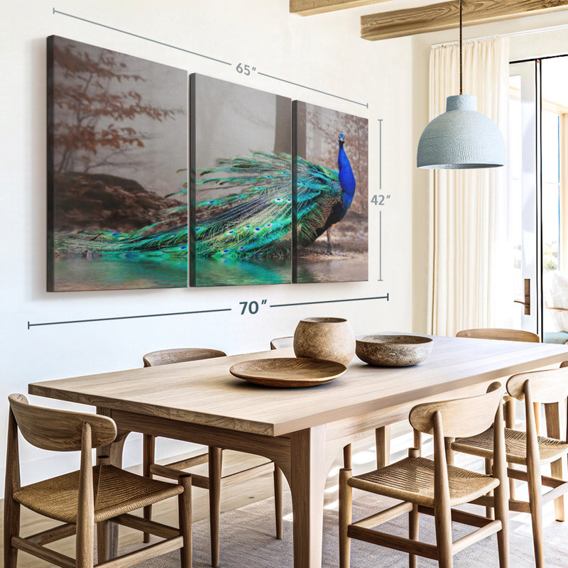 «Elegant Blue Peacock» sur toile, H 42 po x l 65 po x P 1,25 po