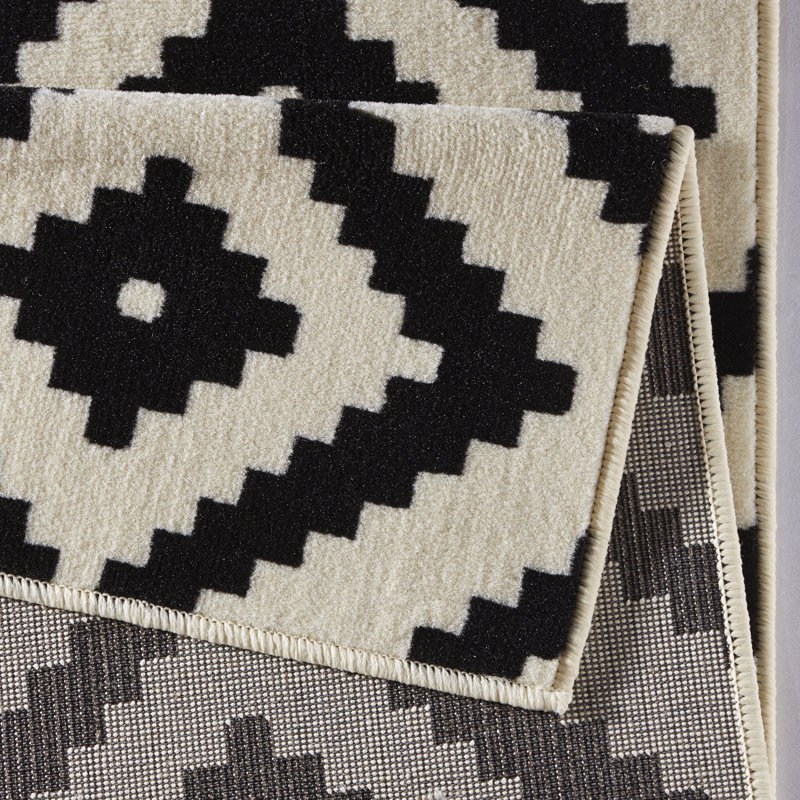 Raute Black/Cream Rug, Rectangular 120 x 170cm