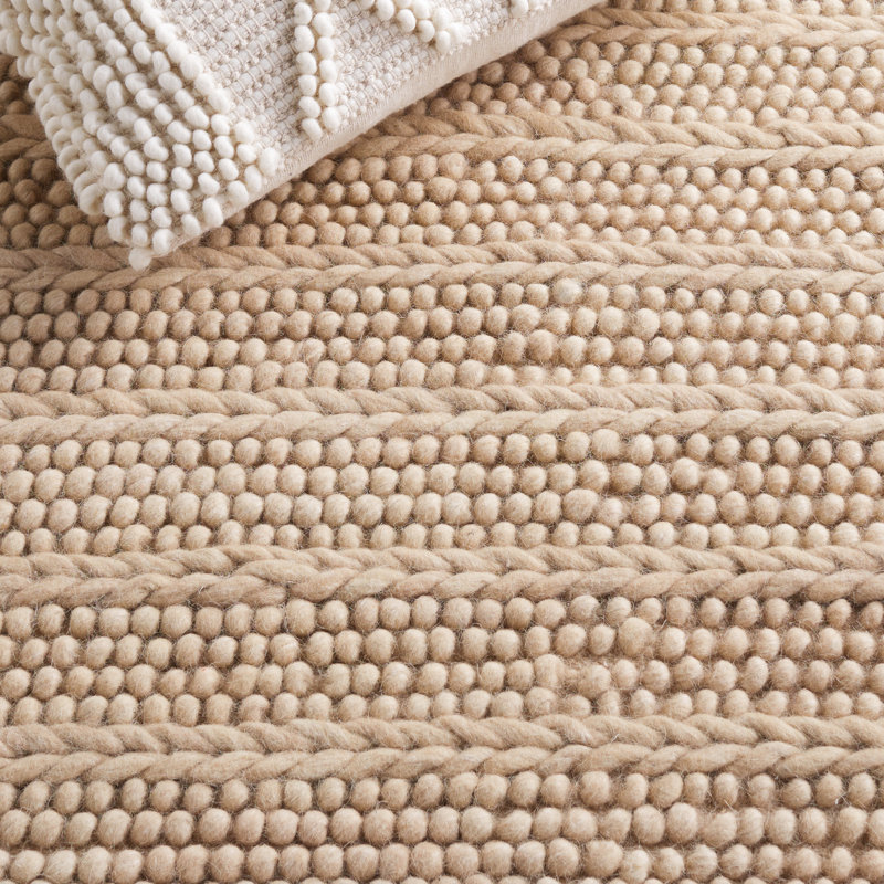 Tapis beige Charvik, Carré 6 pi