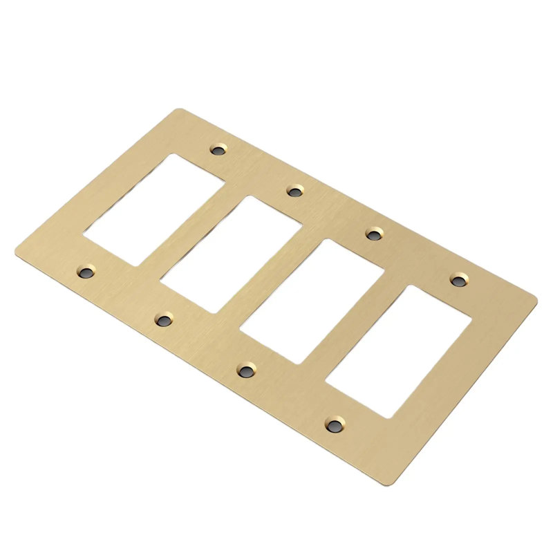 Plaque 4G / sans logo, Laiton