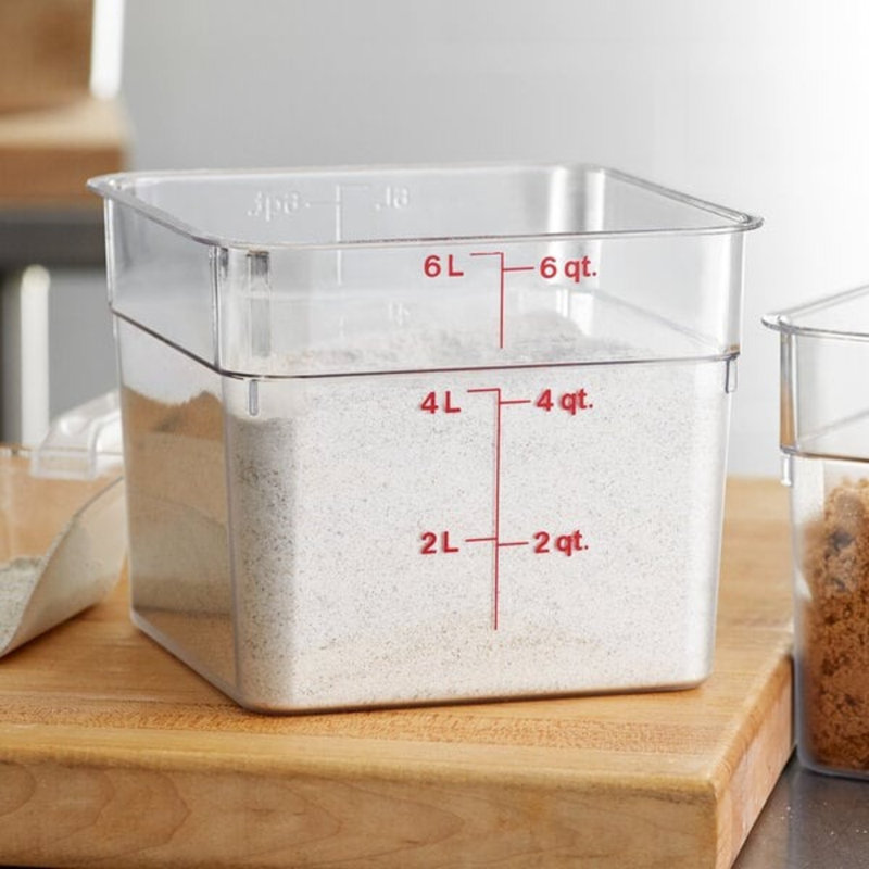 Contenant alimentaire en polycarbonate transparent 12 po Choice - Empilable durable certifié NSF pour les cuisines commerciales
