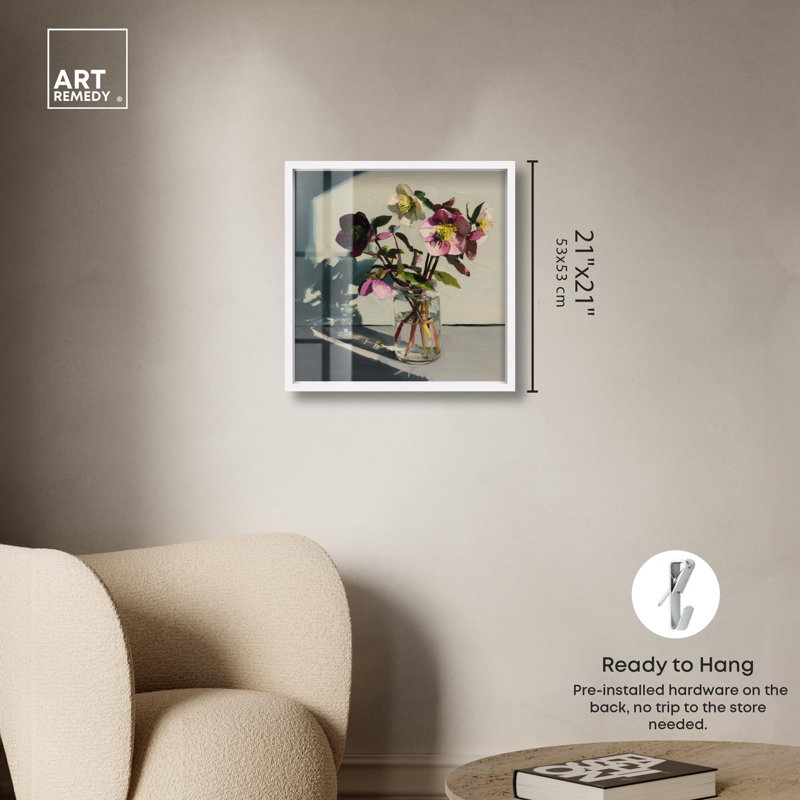 «Winter Bloom», reproduction d'art par Shadowbox par Art Remedy, 21" H x 21" W, Blanc