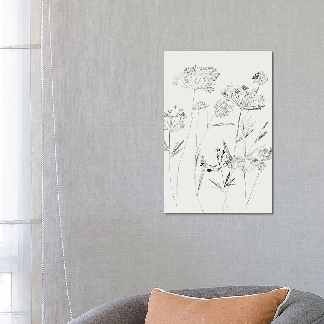 White Delicate II von Asia Jensen - Galerie-verpackte Leinwand Giclée auf Leinwand