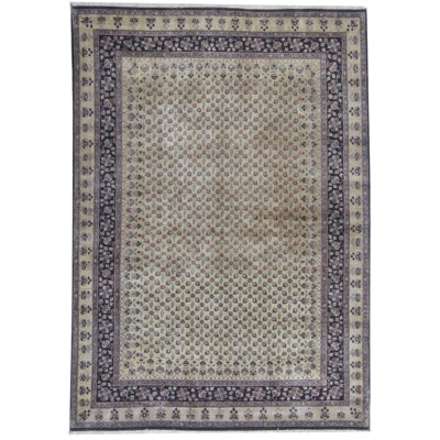 Tapis doré et prune de haute qualité noué à la main