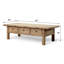 Table basse de 63 pouces de largeur avec trois tiroirs vieillis naturel