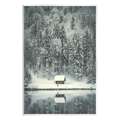 «Snowy Woodland Hut», art de la giclée par Susan Ball