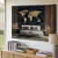 Toile, une chambre à coucher moderne avec une grande carte du monde texturée, art mural dans des tons beiges chauds sur fond bleu marine-179775645