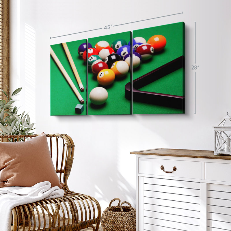 «Game Of Billiards», 3 pièces sur toile, H 28 po x l 45 po x P 1,25 po