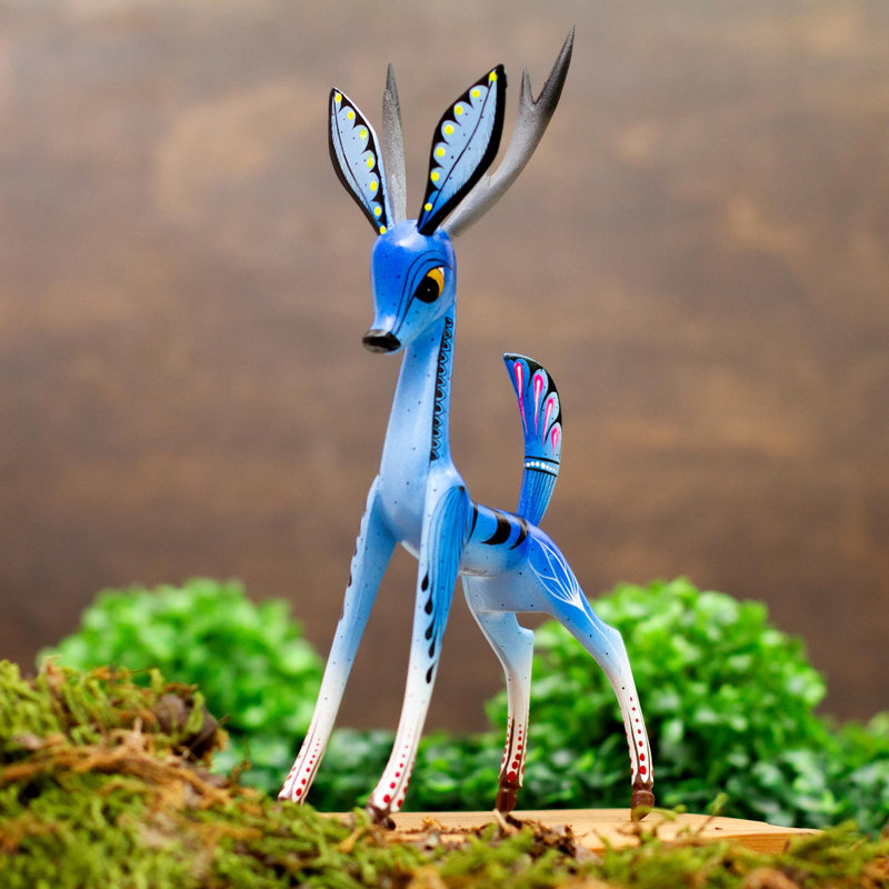 Sculpture Emalyne Little Blue Deer Alebrije
