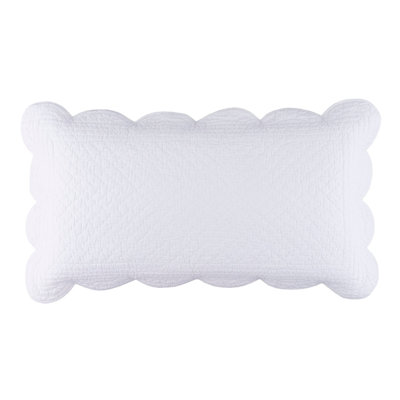 Power Shake Scallop White Quilted Sham
