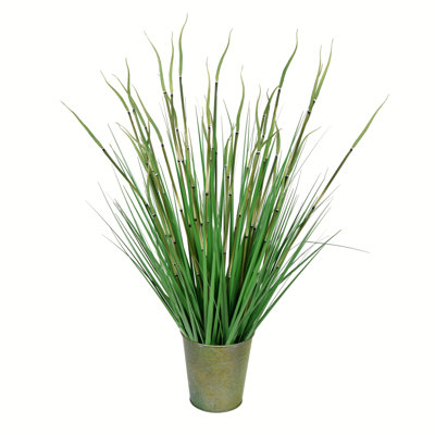 Herbe artificielle en pot