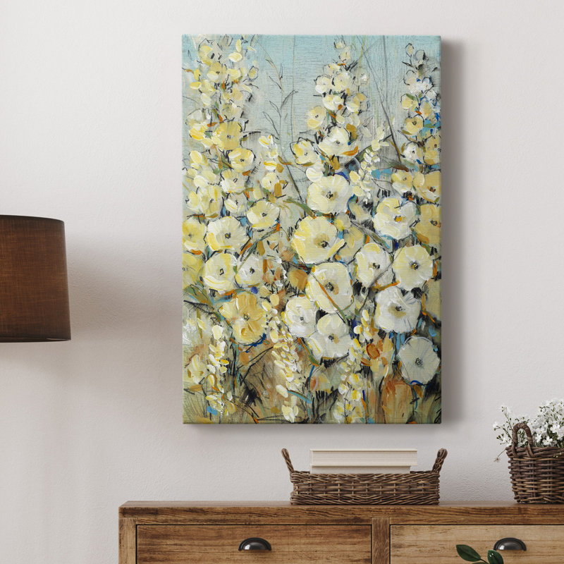 Cluster of Hollyhock I - peinture sur toile tendue, H 27 po x l 18 po x P 1 po