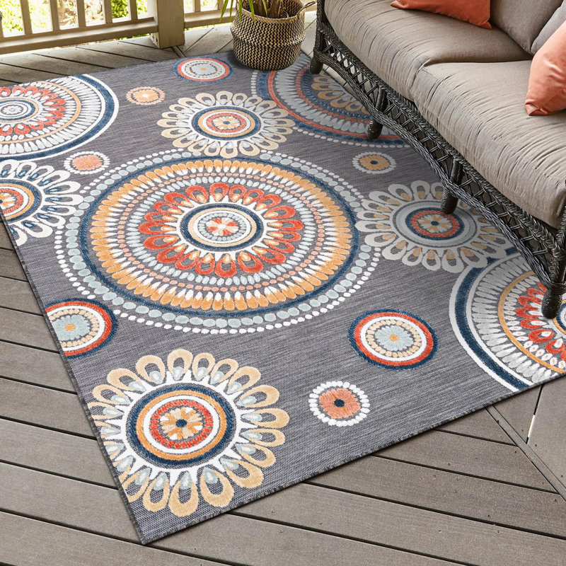 Firman Beachcrest Home Spiral Wygant Indoor/Outdoor Area Rug, Rectangle 5'2" x 8'