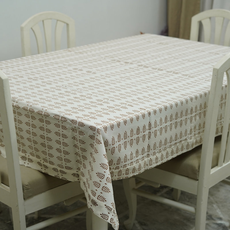Red Barrel Studio® 72X160 Graceful Living: nappe décorative en coton faite à la main pour toutes les occasions, Darpan (14 places)