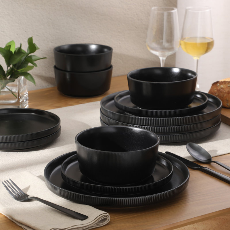 Ensemble de vaisselle en grès 12 pièces Gibson Home Dempsey Road - Service pour 4, assiettes et bols ronds noirs, ensemble de vaisselle moderne embossée durable