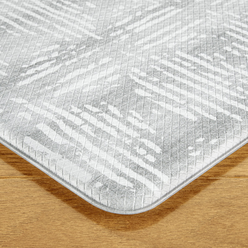 Gray Geometric Memory Foam Anti-Fatigue Mat 18" x 39"