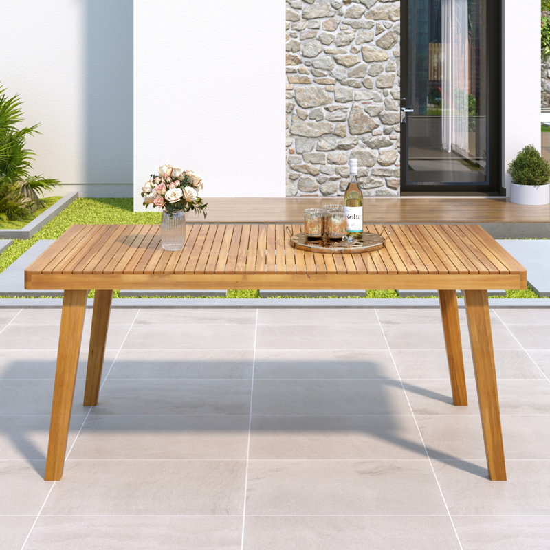 Table de salle à manger d'extérieur 69 po en bois d'acacia avec plateau à lattes, capacité de poids de 300 lb, idéale pour les rassemblements de patio et de jardin, couleur naturelle