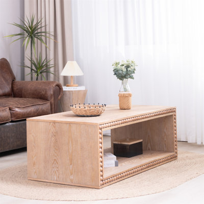 Table basse rustique à bord perlé rustique - 47,6 po avec tablette de rangement ouverte, finition naturelle, style campagne moderne