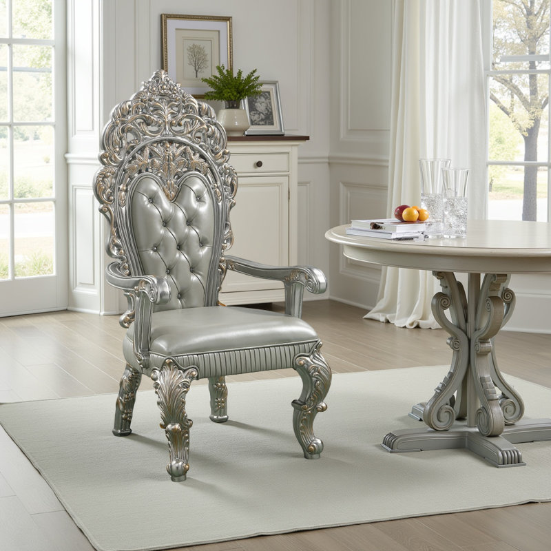 Ensemble de 2 chaises de salle à manger Dove, similicuir beige, finition champagne
