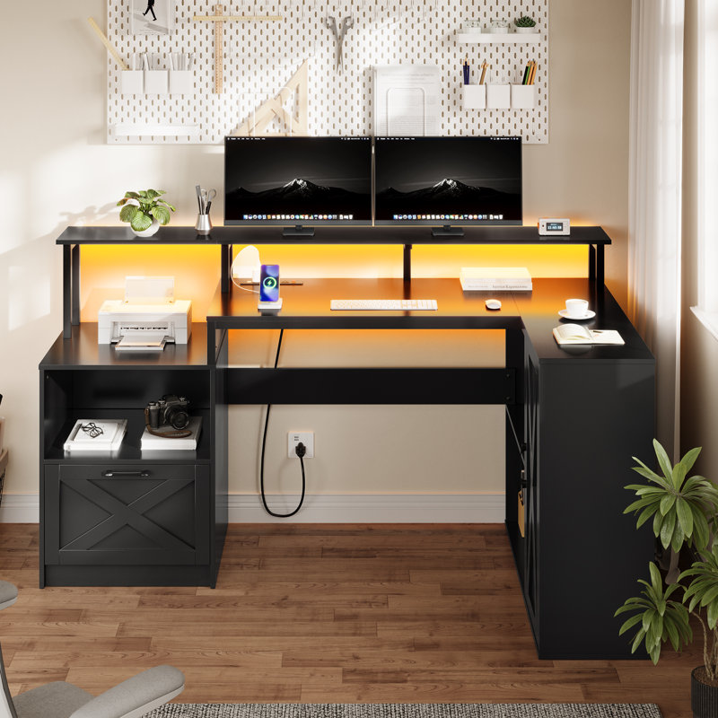 Bureau debout électrique en forme de L, bureau d'ordinateur de jeu de 63 pouces avec tablettes de rangement et lumières DEL