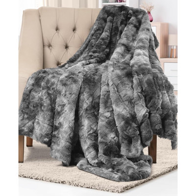 Jeté en fausse fourrure gris doux et confortable pour canapé - (50 "x 65") couvertures et jetés d'automne Minky & Fluffy, housse pelucheuse pour lit, canapé et salon - Cozy Home Decor