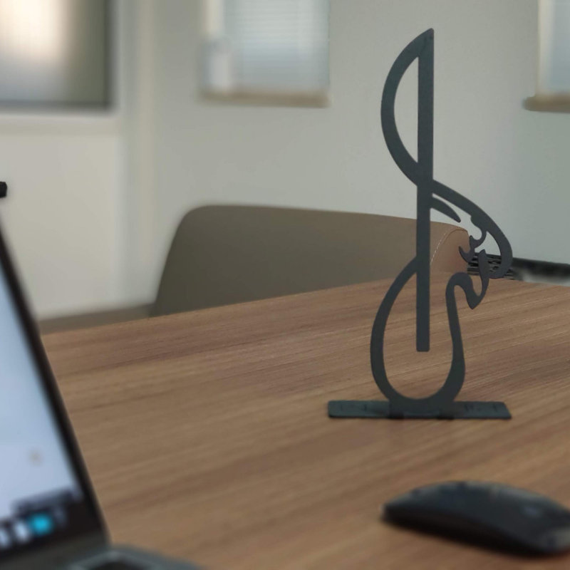 Élégant objet décoratif noir, 4,0 x 11,8 pouces | Fabrication 100% métal, épaisseur: 0,08 pouce | Conception polyvalente et autonome pour la maison ou le bureau | Pièce décorative moderne pour un décor élégant