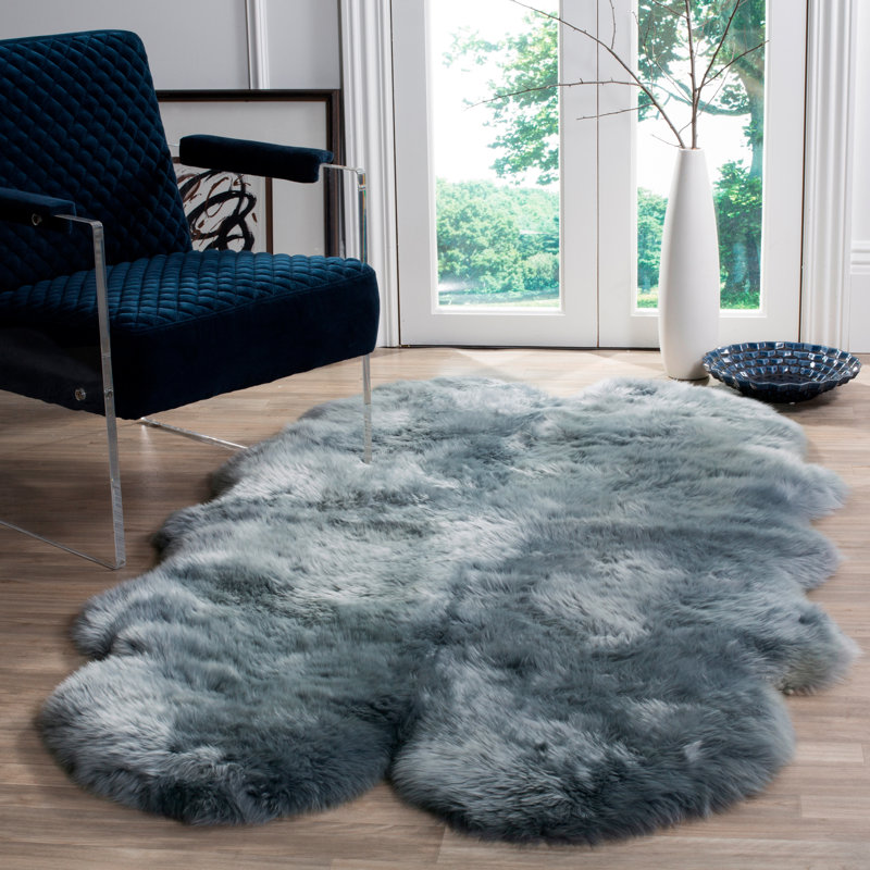 Tapis bleu acier Tateos, Rectangle 3 pi 7 po x 6 pi
