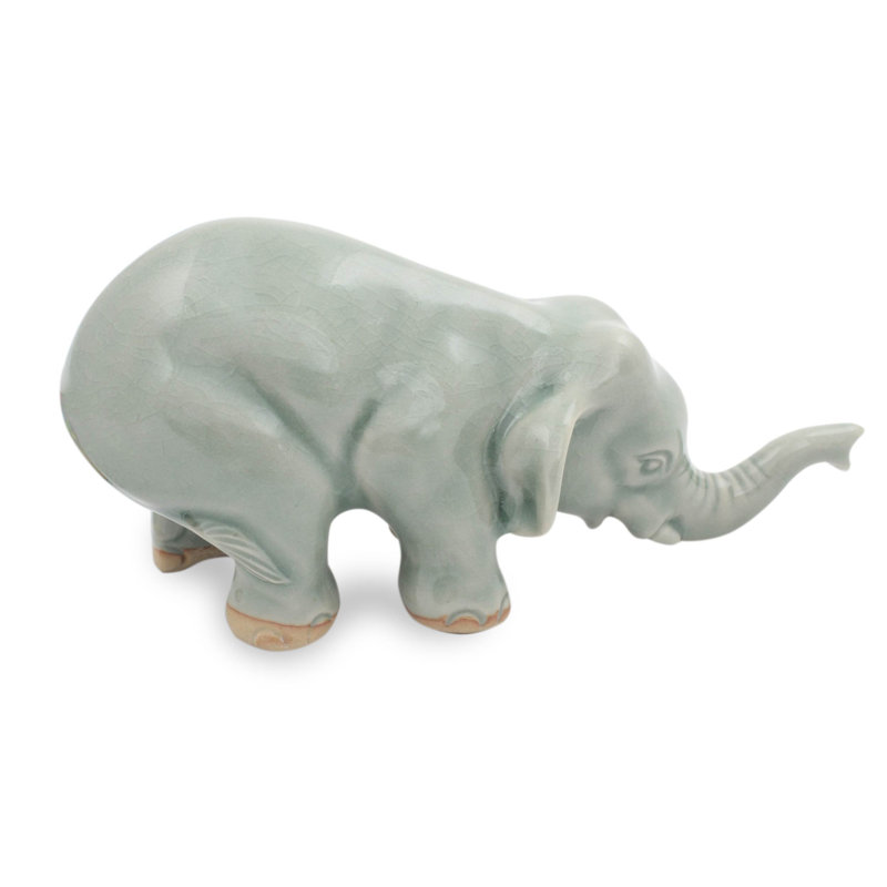 Flerida Handmade Ceramic / Porcelain Figurine / Sculpture Decorative Object