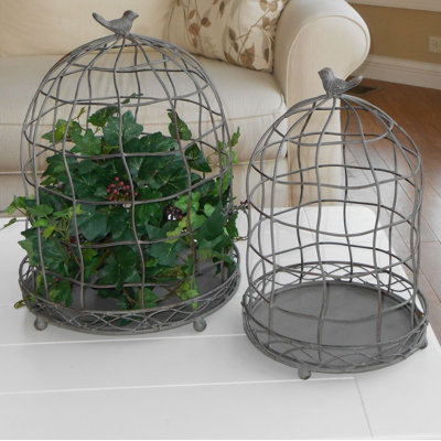 Astraea Metal Hanging Planter
