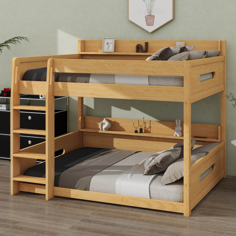 Lit superposé grand-sur-grand avec tablettes de rangement intégrées et ports de chargement USB, Bois