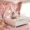 Lit plateforme double pleine grandeur avec finition blanc immaculé, parfaitement conçu pour les chambres d'enfants et convenant
