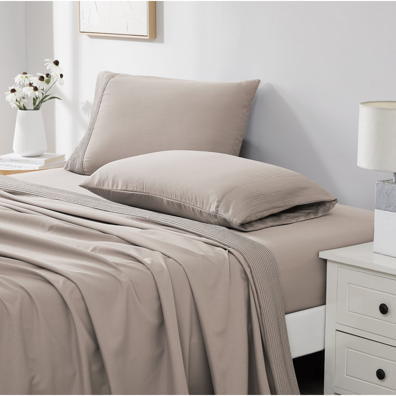 Vilano Springs Extra Deep Pocket Bed Sheet Set with Pleated Hem, Easy care, Pet Hair Resistant, Bone