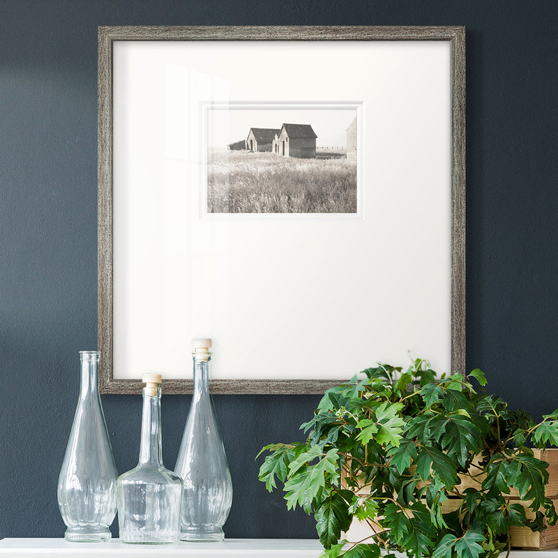 Kieron Neutral Barn, impression sur papier encadrée, H 17 po x l 17 po x P 1,25 po